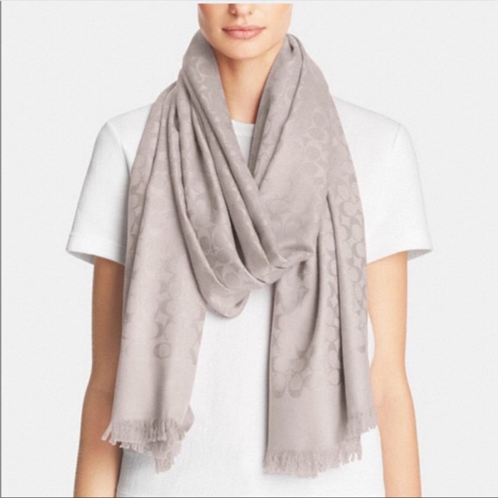 Coach Signature Scarf Tan - Picture 7 of 7